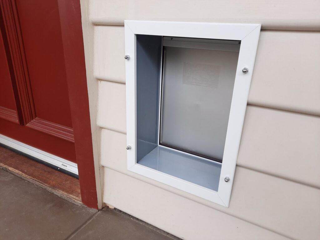 Pet Door Installation The Handyman Can Bendigo Property Maintenance